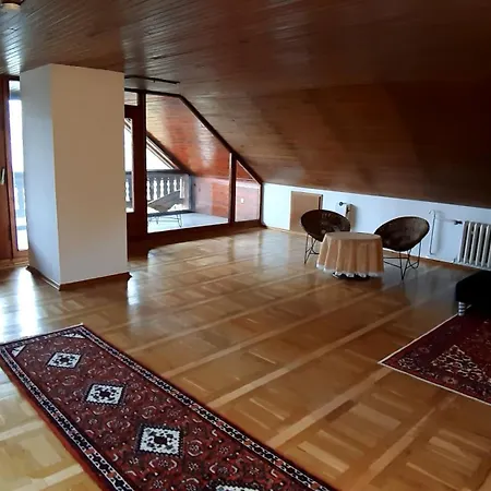 Haus An Der Hoersel Apartamento Frottstadt